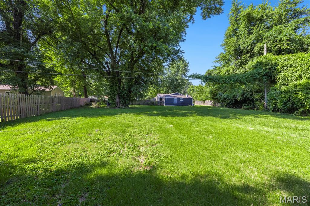 Maple Court - Residential