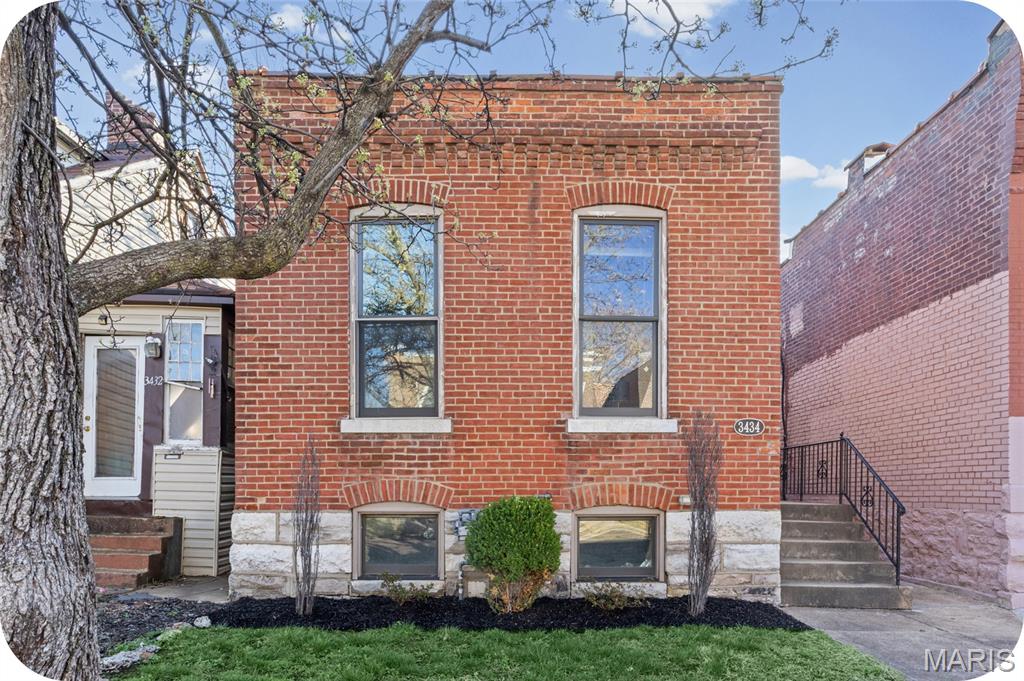Historic Charm Meets Modern Cool in the Heart of South City!

Fall head over heels for this beautifully renovated brick charmer that perfectly blends historic character with modern updates in all the right places. With 3 bedrooms — including a true primary suite with a HUGE walk-in closet — and 2 full baths, this home offers the space and layout today’s buyers crave!

The 2018 renovation brought stylish upgrades and newer systems, plus a thoughtfully designed rear addition that creates an airy, open-concept kitchen, living, and dining space. Soaring ceilings and polished concrete floors make a bold statement, while walls of newer windows flood the home with natural light from every angle.

Everyday living is easy here with main-floor laundry, a dry basement and plenty of large closets for storage, and a 2-car carport/garage hybrid with an automatic door for easy parking or a massive covered patio! Out back, you’ll find a private backyard perfect for quiet mornings, evening hangs, or hosting friends before heading out.

And the location? Super walkable! You’re just around the corner from local favorite ‘Sippi, a short stroll from the vibrant shops, art, and dining of Cherokee Street, and right along the route of the city’s iconic Cinco de Mayo Festival celebrations. Plus, you’re minutes from green space and attractions like Tower Grove Park, Missouri Botanical Garden, and Topgolf St. Louis.

Bonus: The home has Energy Star appliances, keeping utility bills lower while you live comfortably year-round.

Historic soul. Modern vibe. Walkable fun.
This is the kind of South City home people wait for — come see it before it’s gone!
