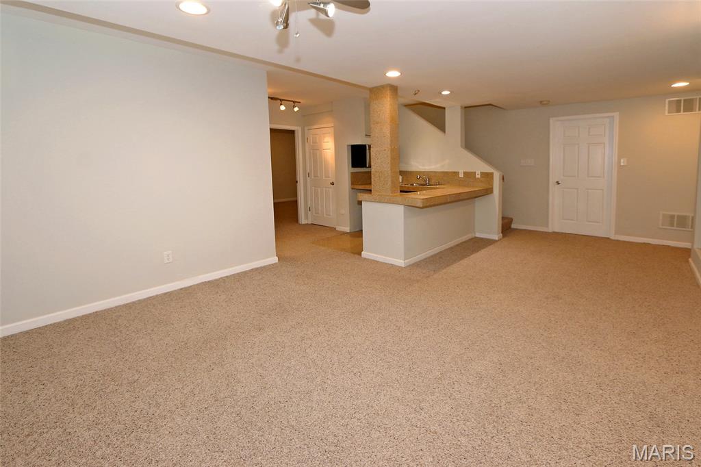 Courts II - Residential Lease