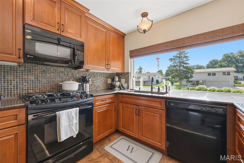 Westglen Village 4 - Residential
