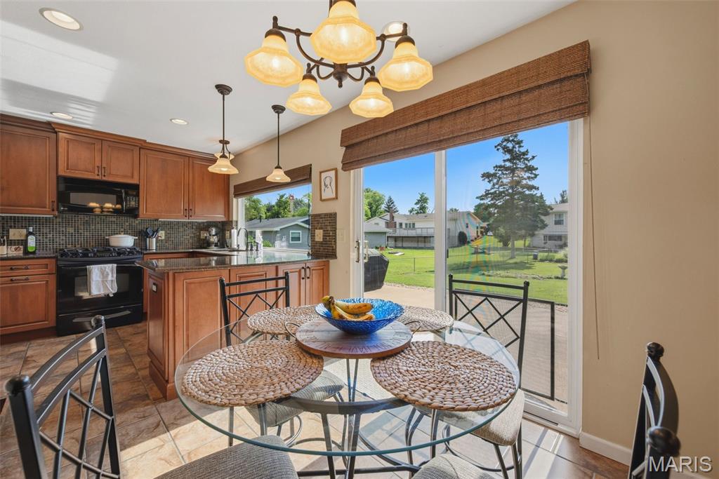Westglen Village 4 - Residential