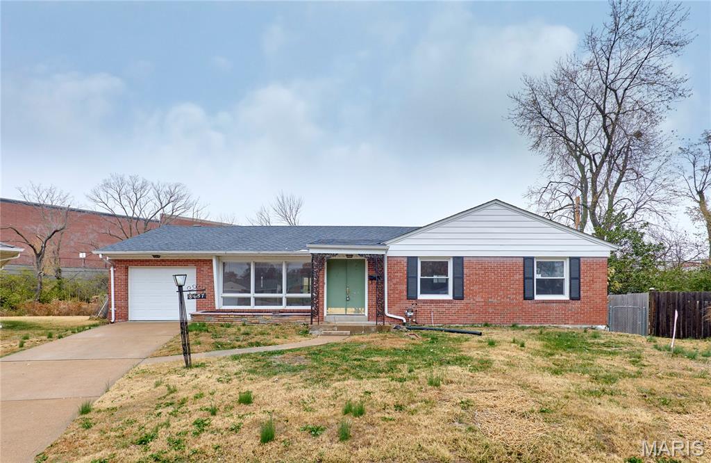 Mc Knight Downs - Residential