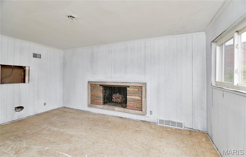 Mc Knight Downs - Residential