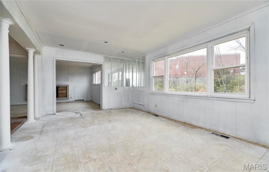 Mc Knight Downs - Residential