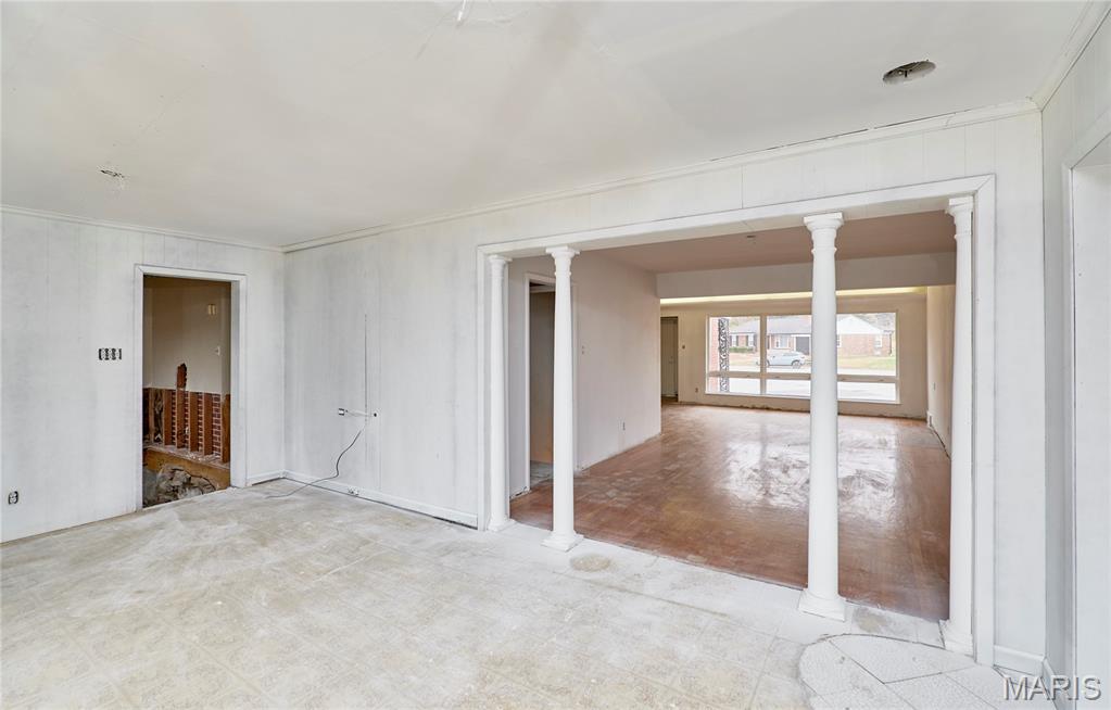 Mc Knight Downs - Residential