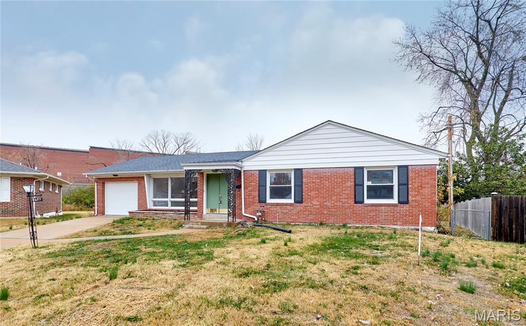 Mc Knight Downs - Residential