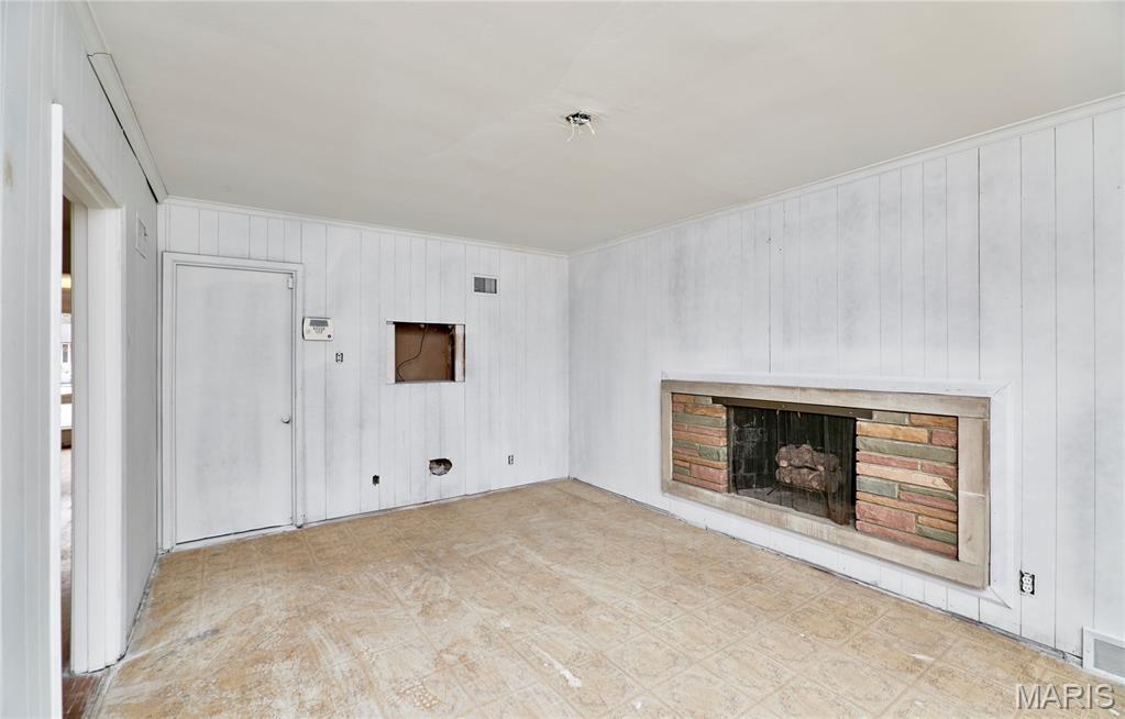 Mc Knight Downs - Residential