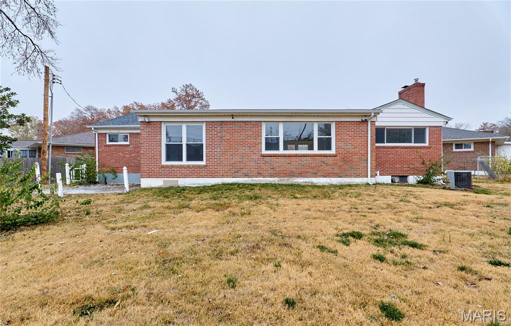 Mc Knight Downs - Residential