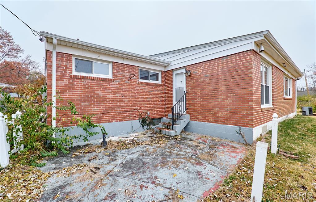 Mc Knight Downs - Residential