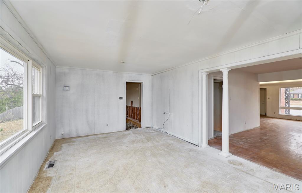 Mc Knight Downs - Residential