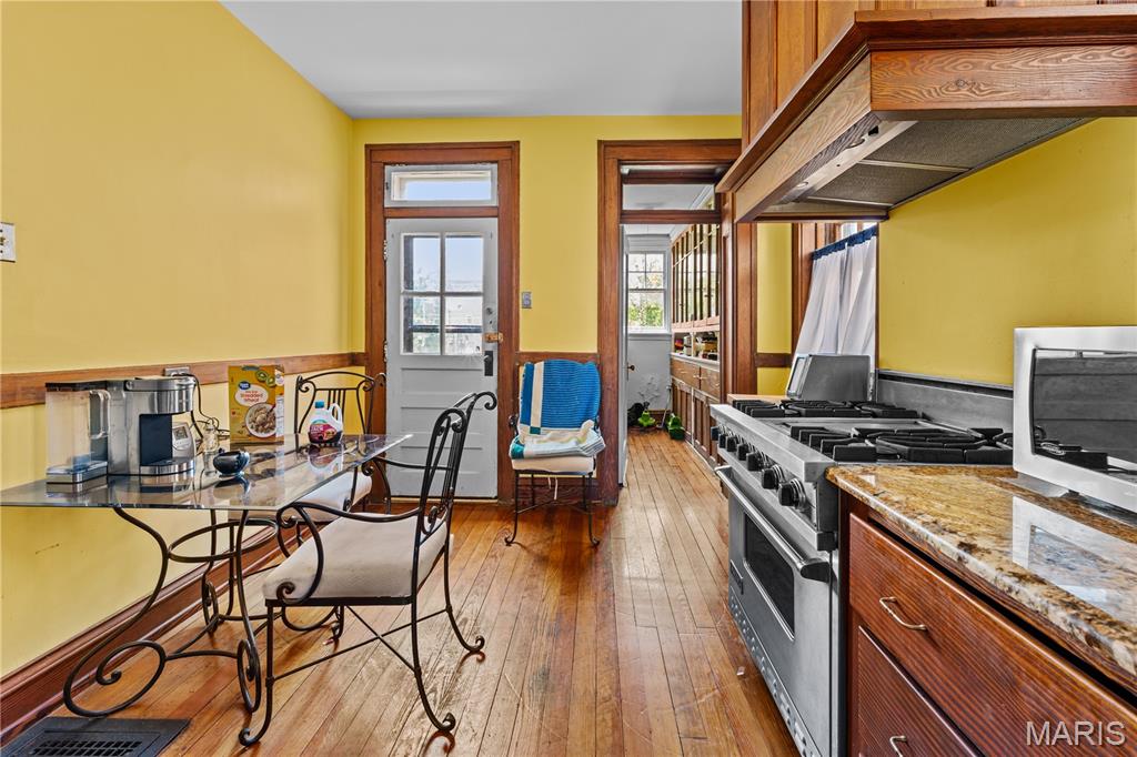Kingsbury Terrace Add - Residential