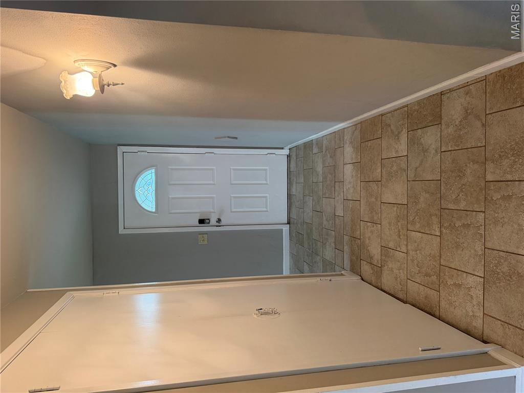 Robinwood 11 - Residential