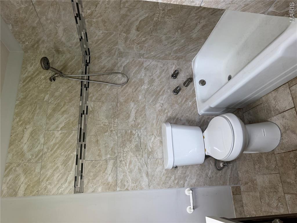 Robinwood 11 - Residential