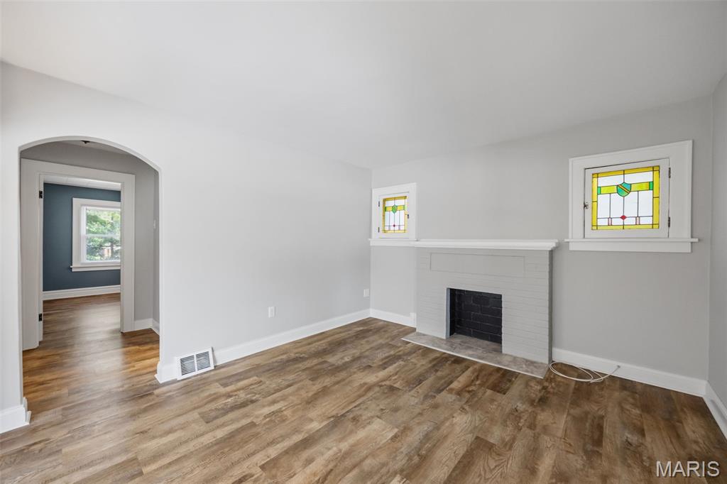 Laughlins Add To Sycamore Hills Re - Residential