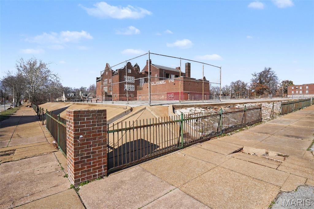 St Louis Heights Add - Commercial Sale