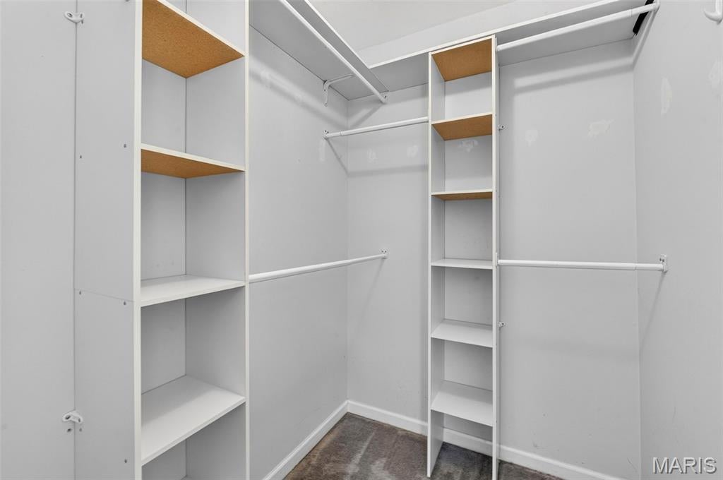 Dougherty Ferry Woods One - Residential
