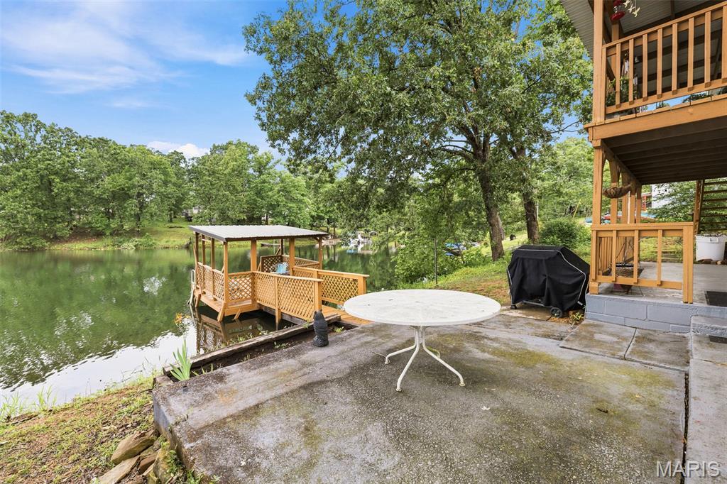Potosi Lake - Residential