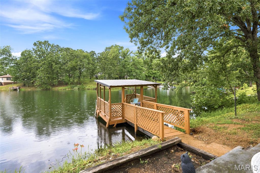 Potosi Lake - Residential