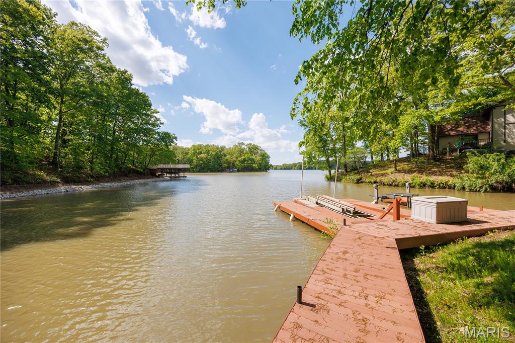 Vandalia Lake 3rd - Residential