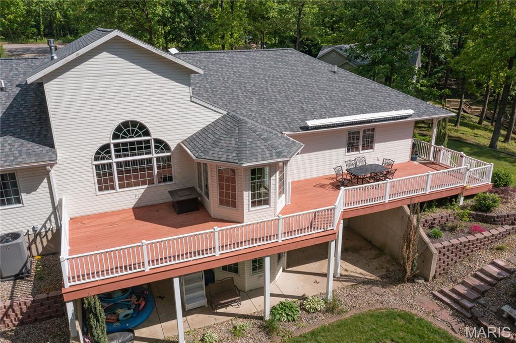 Vandalia Lake 3rd - Residential