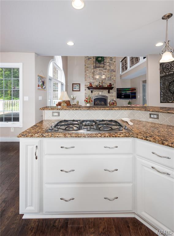 Vandalia Lake 3rd - Residential