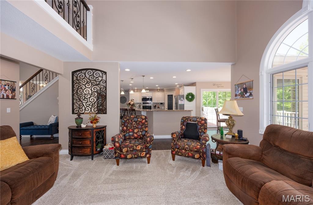 Vandalia Lake 3rd - Residential