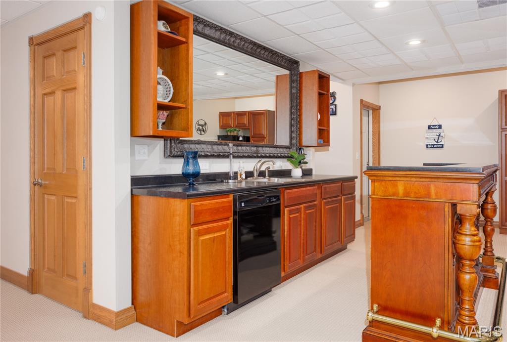 Vandalia Lake 3rd - Residential