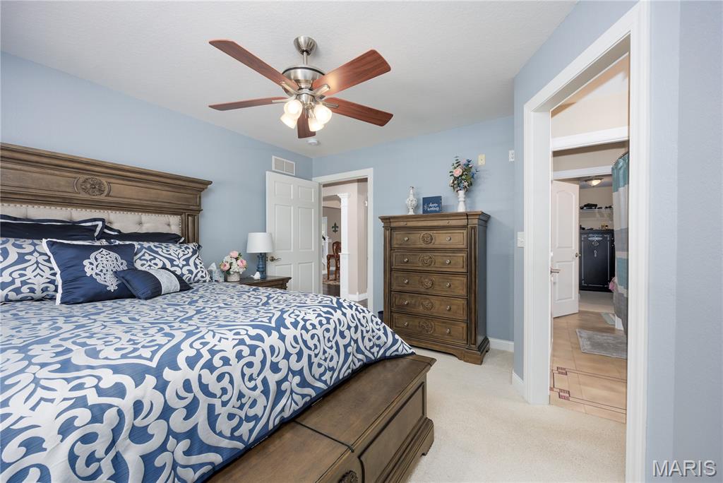 Vandalia Lake 3rd - Residential