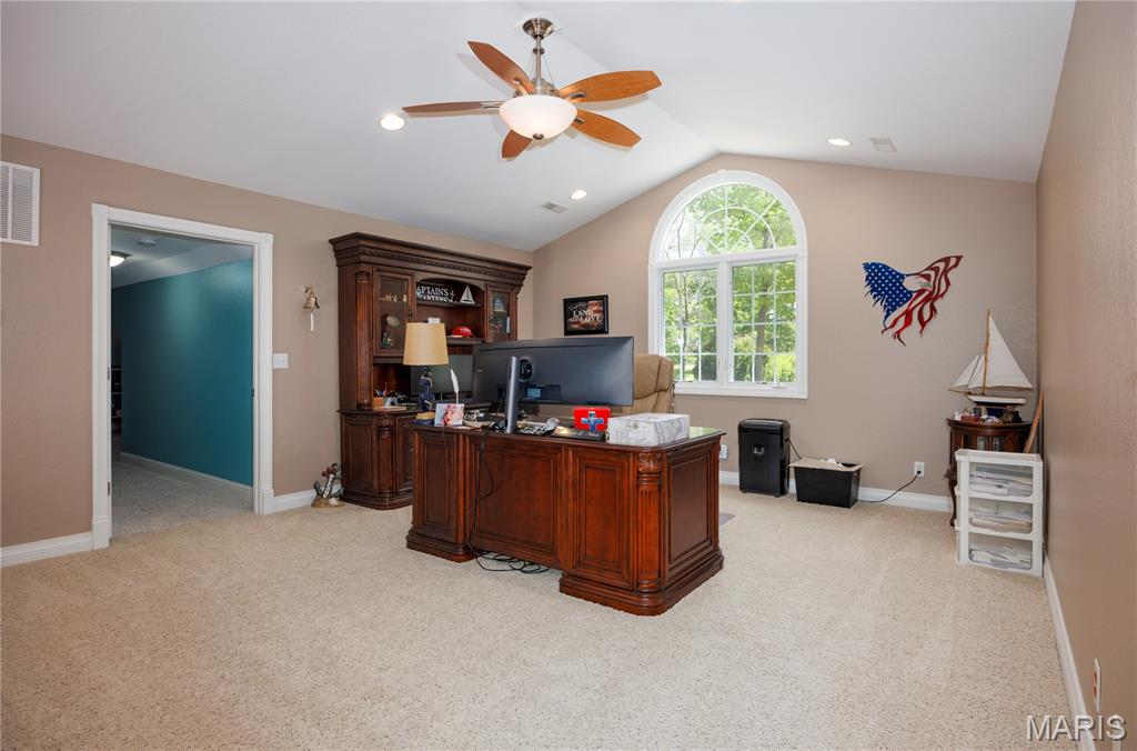 Vandalia Lake 3rd - Residential