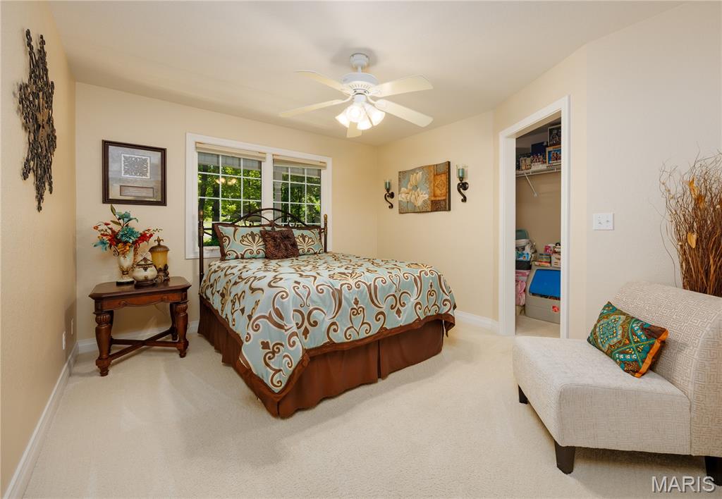 Vandalia Lake 3rd - Residential