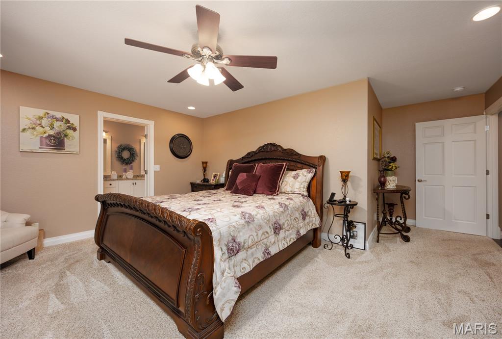 Vandalia Lake 3rd - Residential