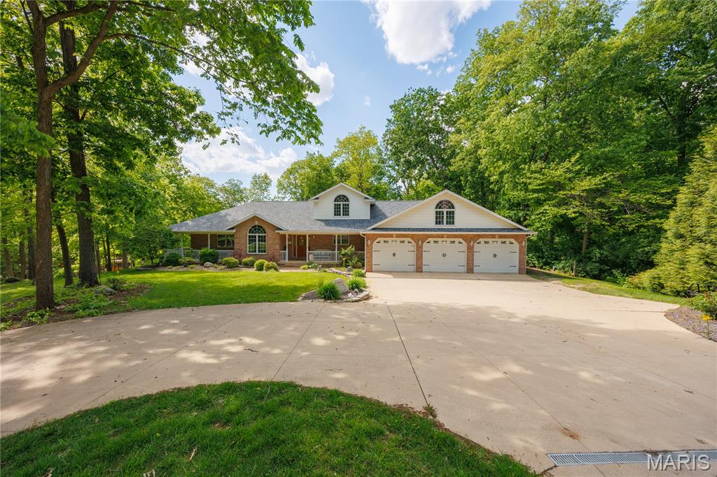Vandalia Lake 3rd - Residential