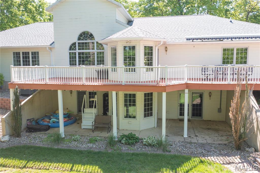 Vandalia Lake 3rd - Residential