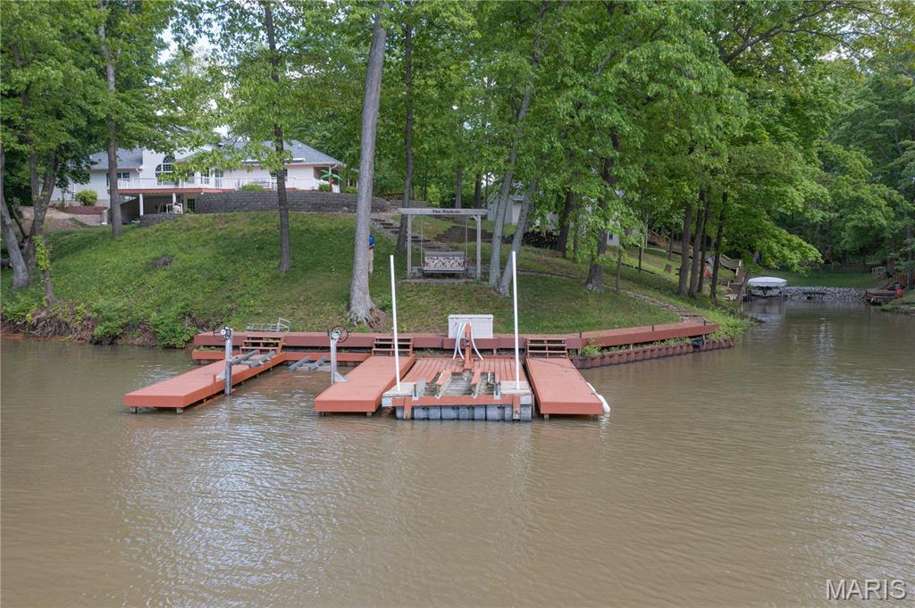 Vandalia Lake 3rd - Residential