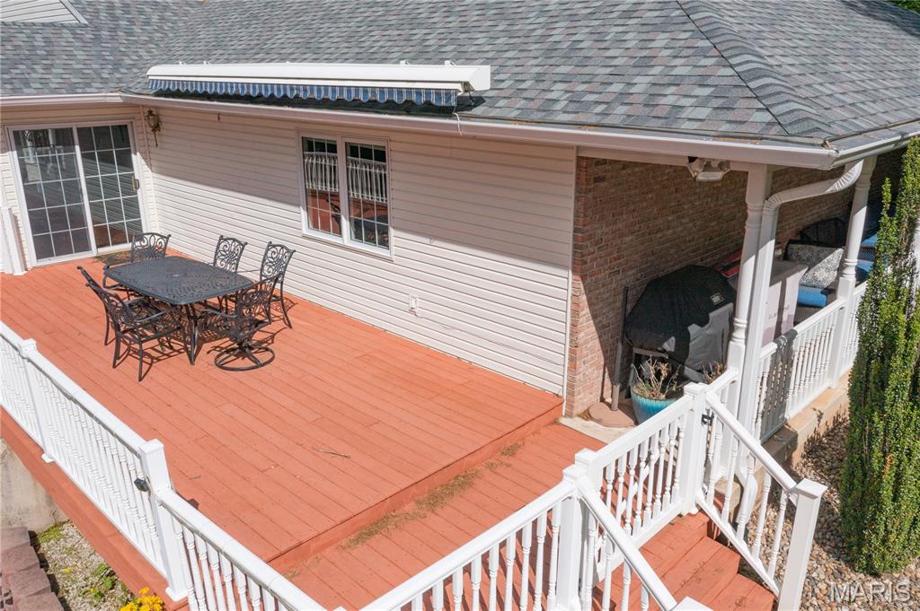 Vandalia Lake 3rd - Residential