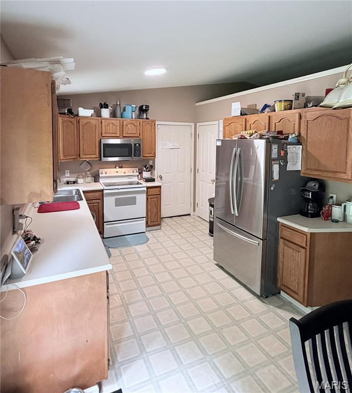 Thurman Oaks - Residential