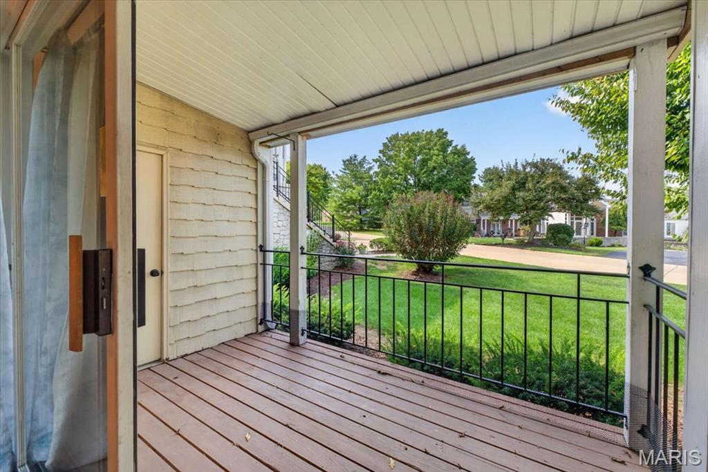 Lakeshore Knolls Condos #1 - Residential