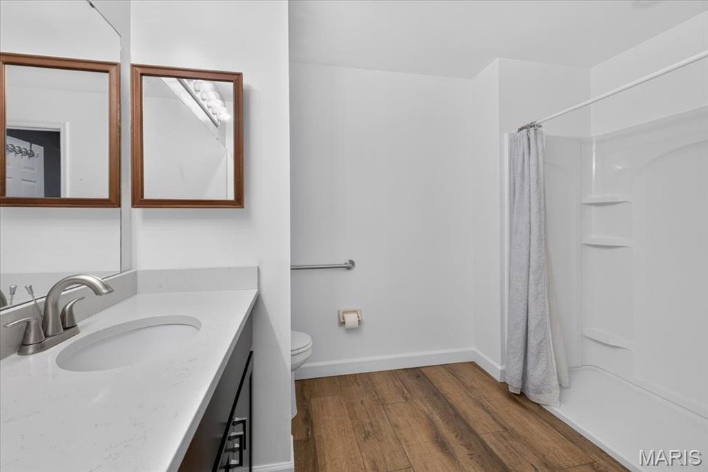 Lakeshore Knolls Condos #1 - Residential