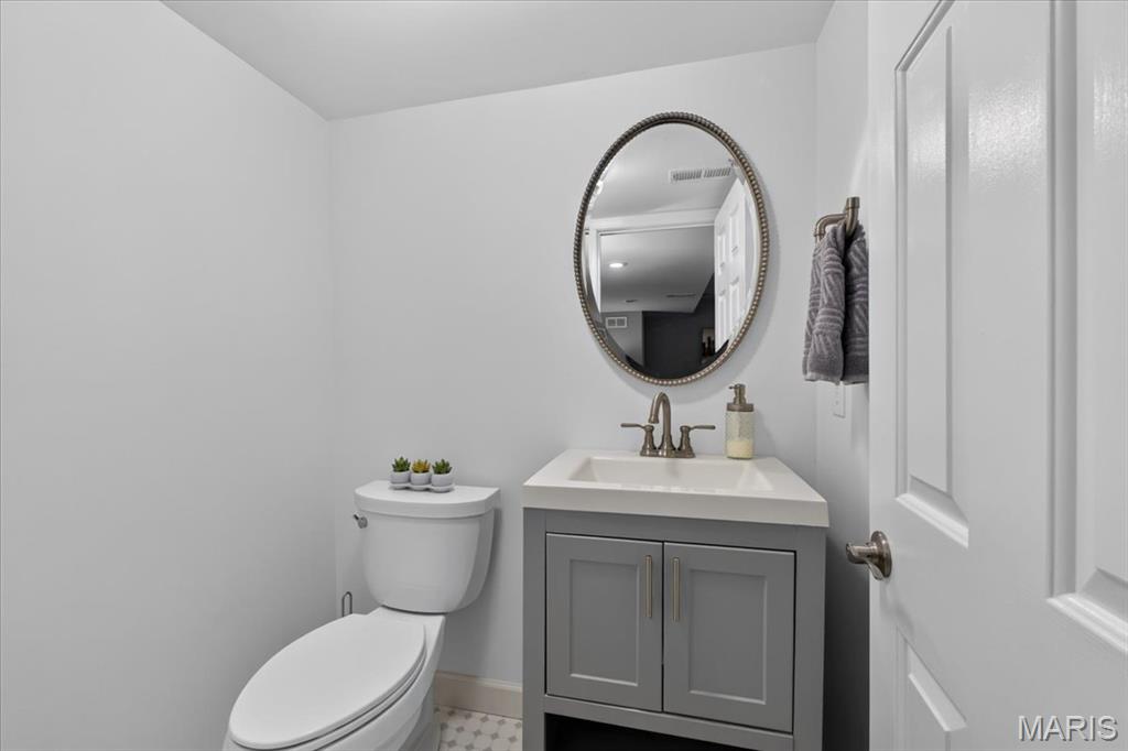 Van Buren Place Condo - Residential