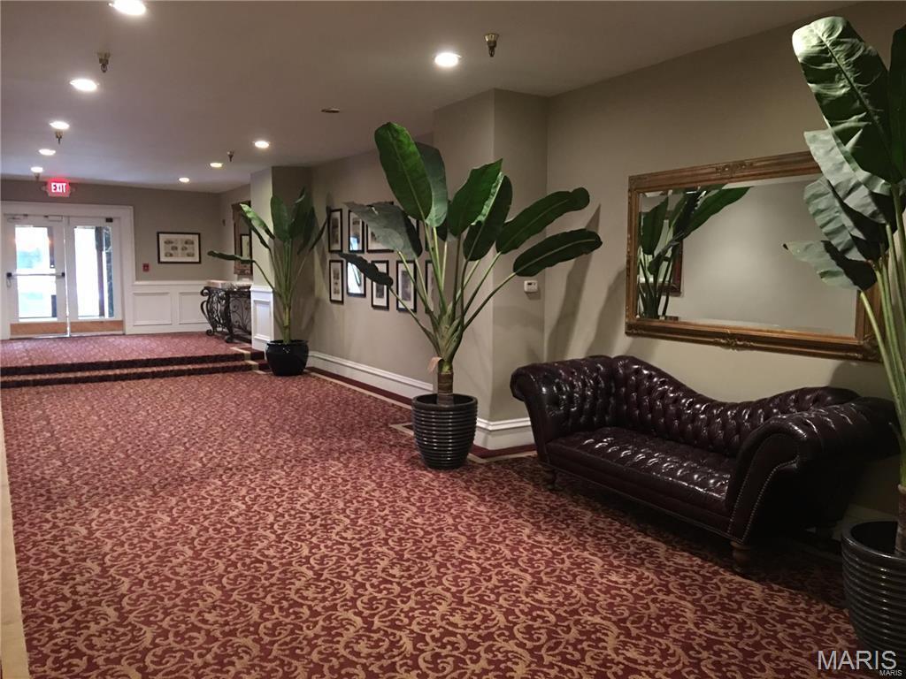 King Bee Lofts - Residential Lease