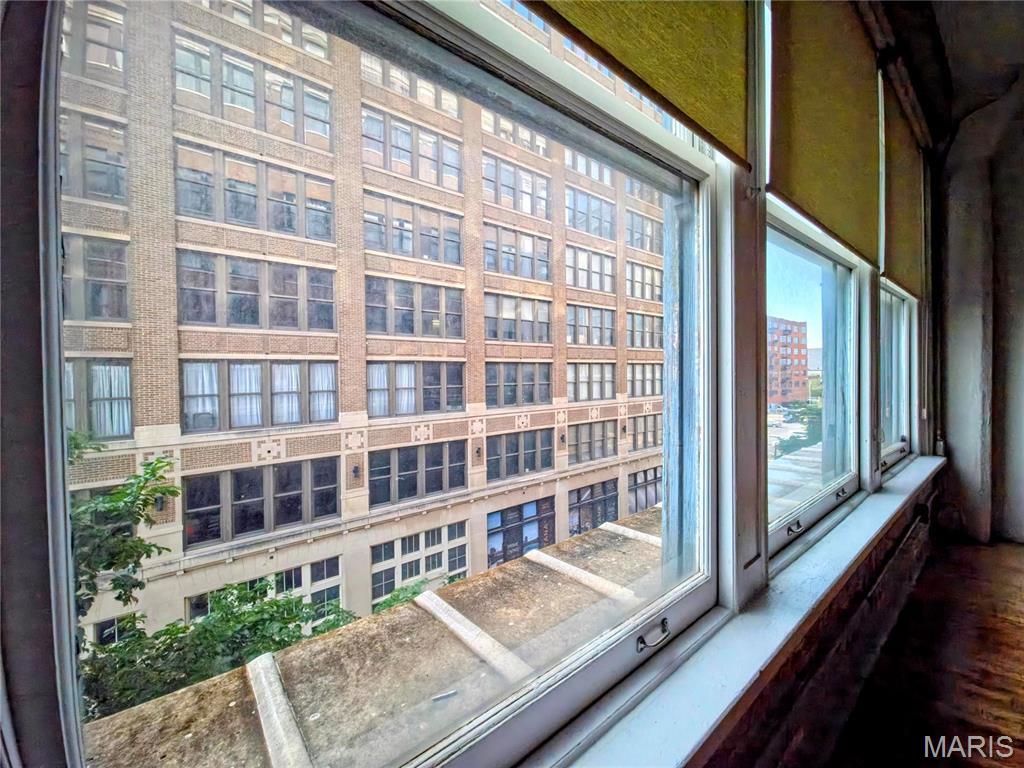 King Bee Lofts - Residential Lease