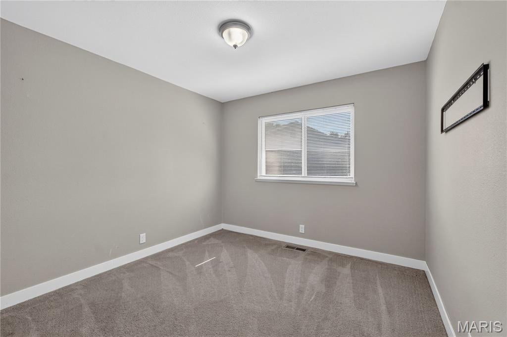 Mayer Wedgwood Green Pheasant Run - Residential Lease