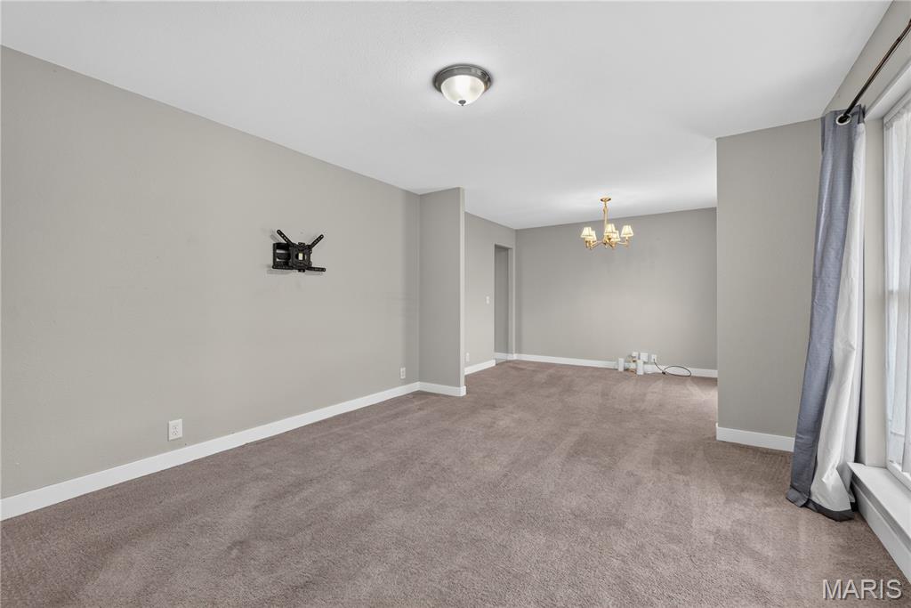 Mayer Wedgwood Green Pheasant Run - Residential Lease
