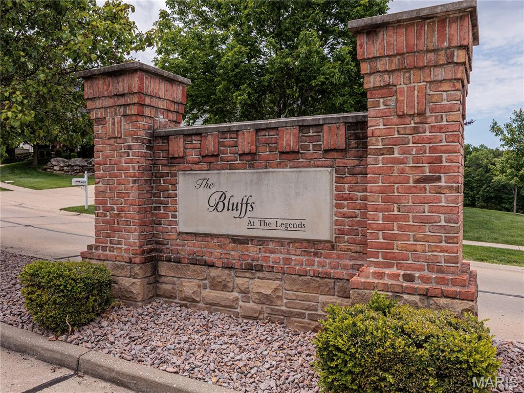 The Bluffs One In The Legends - Residential