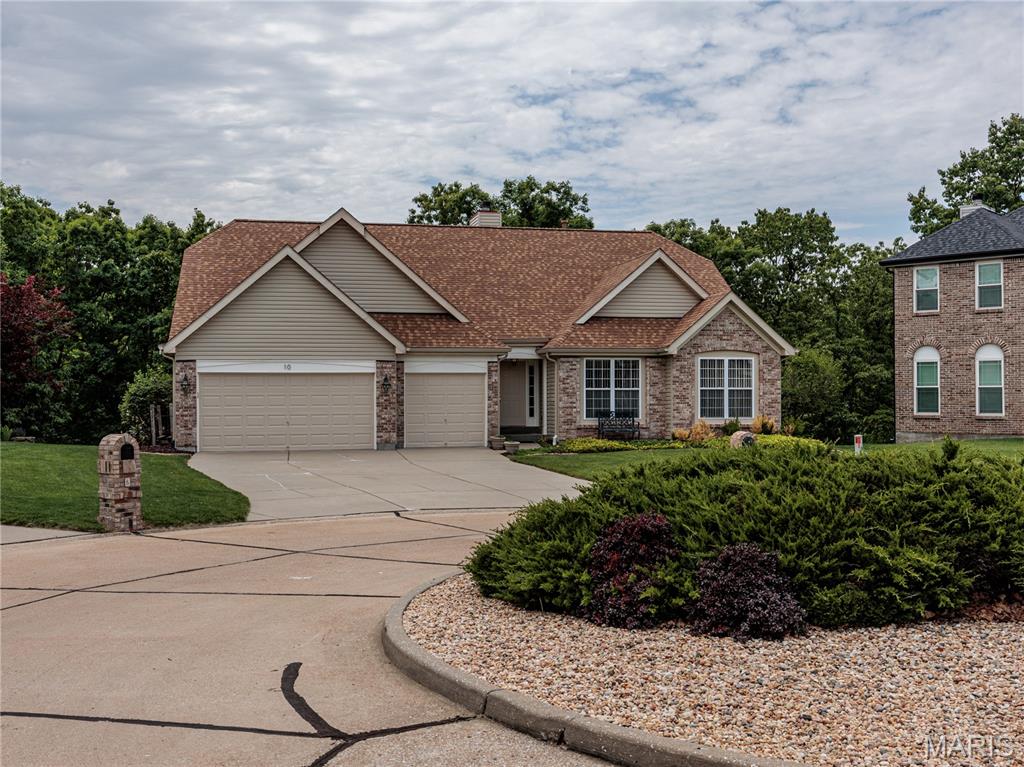 The Bluffs One In The Legends - Residential