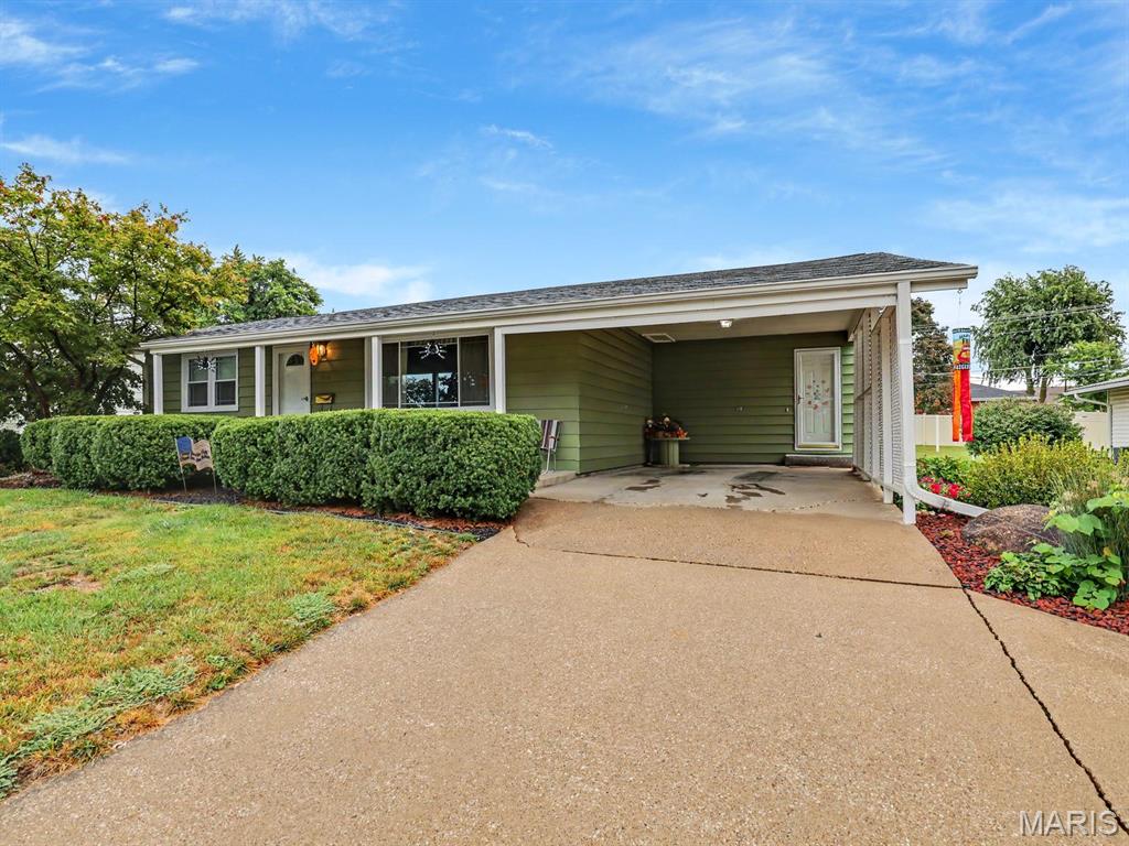 Welcome to 1015 Easy St in Palmyra! This well-maintained 3 bedroom, 2 bath home offers plenty of space and is ready for its next owner. The main level features a functional layout with comfortable living spaces, while the finished basement provides even more room to spread out, complete with a SECOND kitchen and bathroom! Outside, you'll find a covered front porch, carport, tidy landscaping, and additional covered parking in the backyard. Several big-ticket updates have already been taken care of, including a newer roof, HVAC, water heater, and energy-efficient windows. On top of all that, you will struggle to find a better location! Conveniently located near Palmyra schools, this home offers a lot of space and updates for the money. Come take a look!