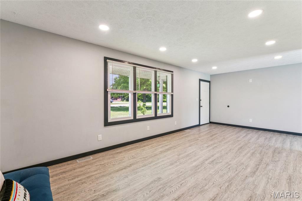 NOT IN A SUBDIVISION - Residential