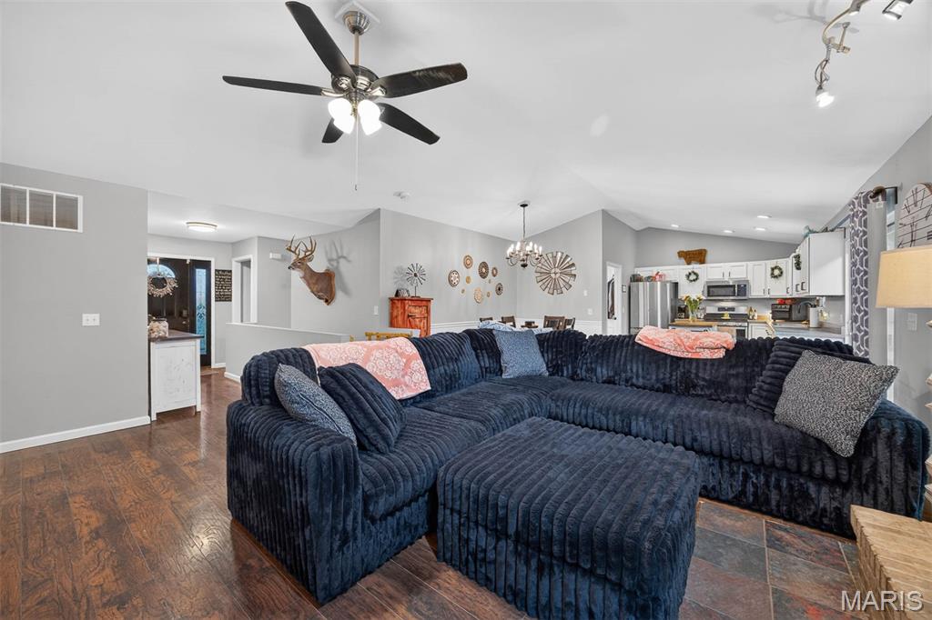 Cedar Spg - Residential