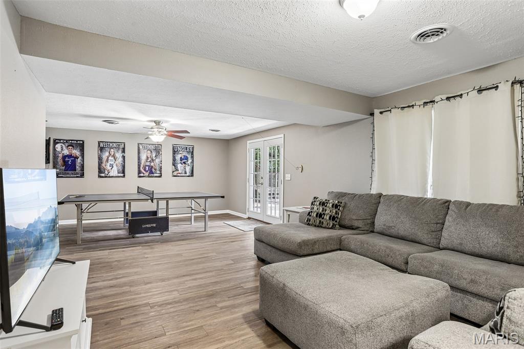 NOT IN A SUBDIVISION - Residential