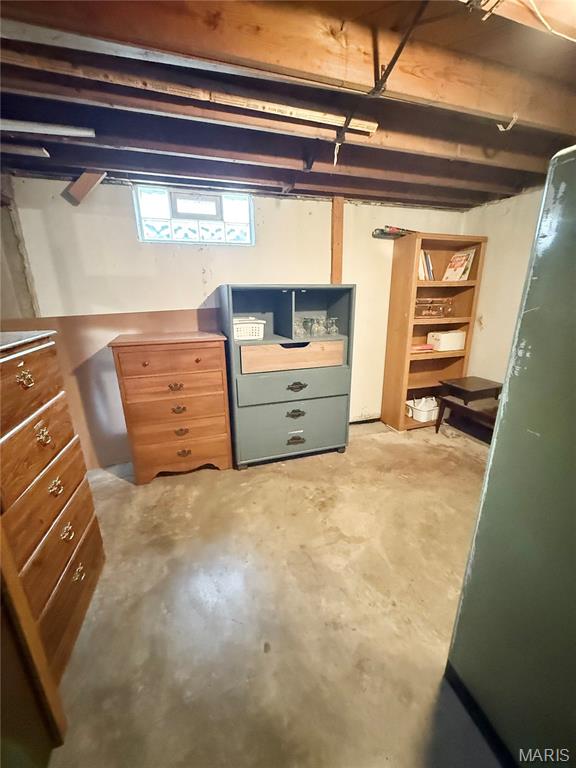 BRENTWOOD TERRACE - Residential Lease
